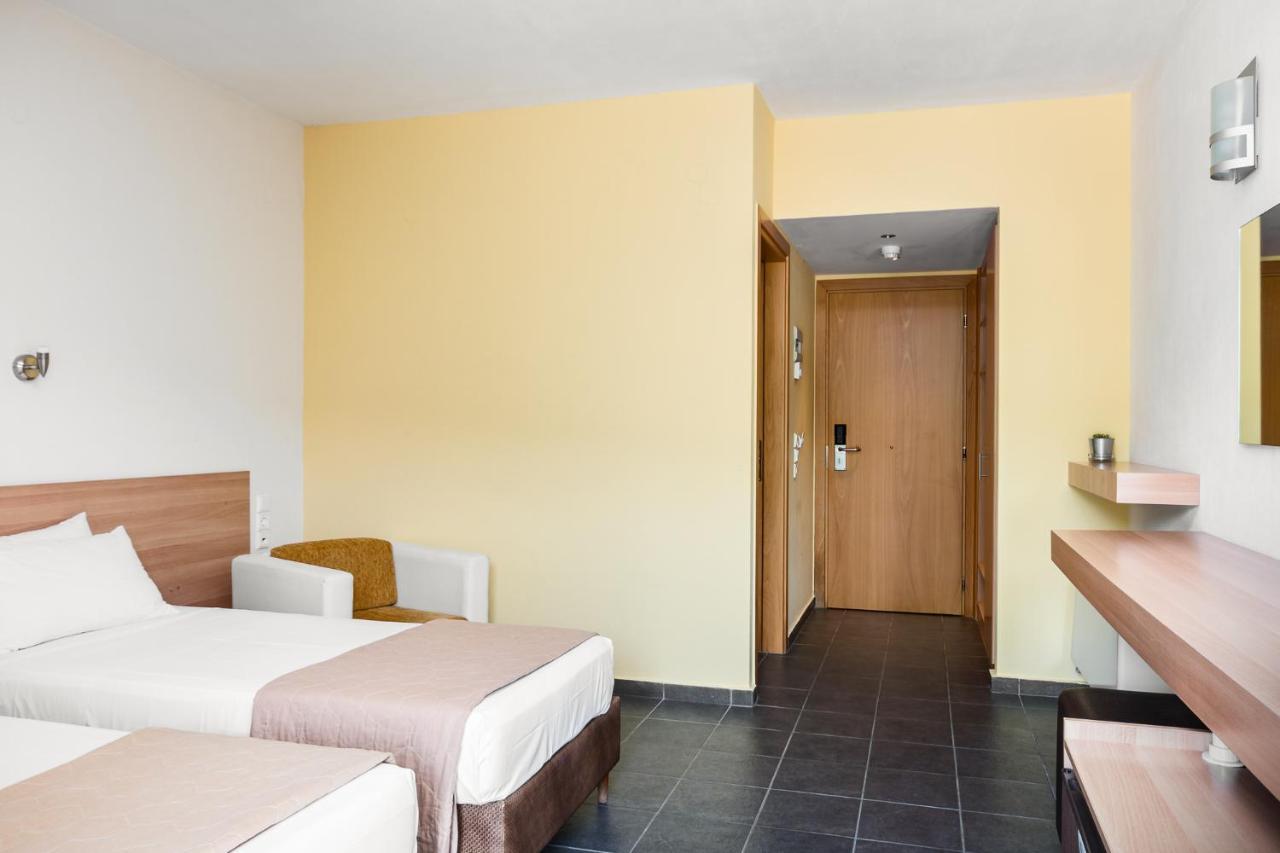 Gefiri Plakas Hotel, Tzoumerka Exteriör bild
