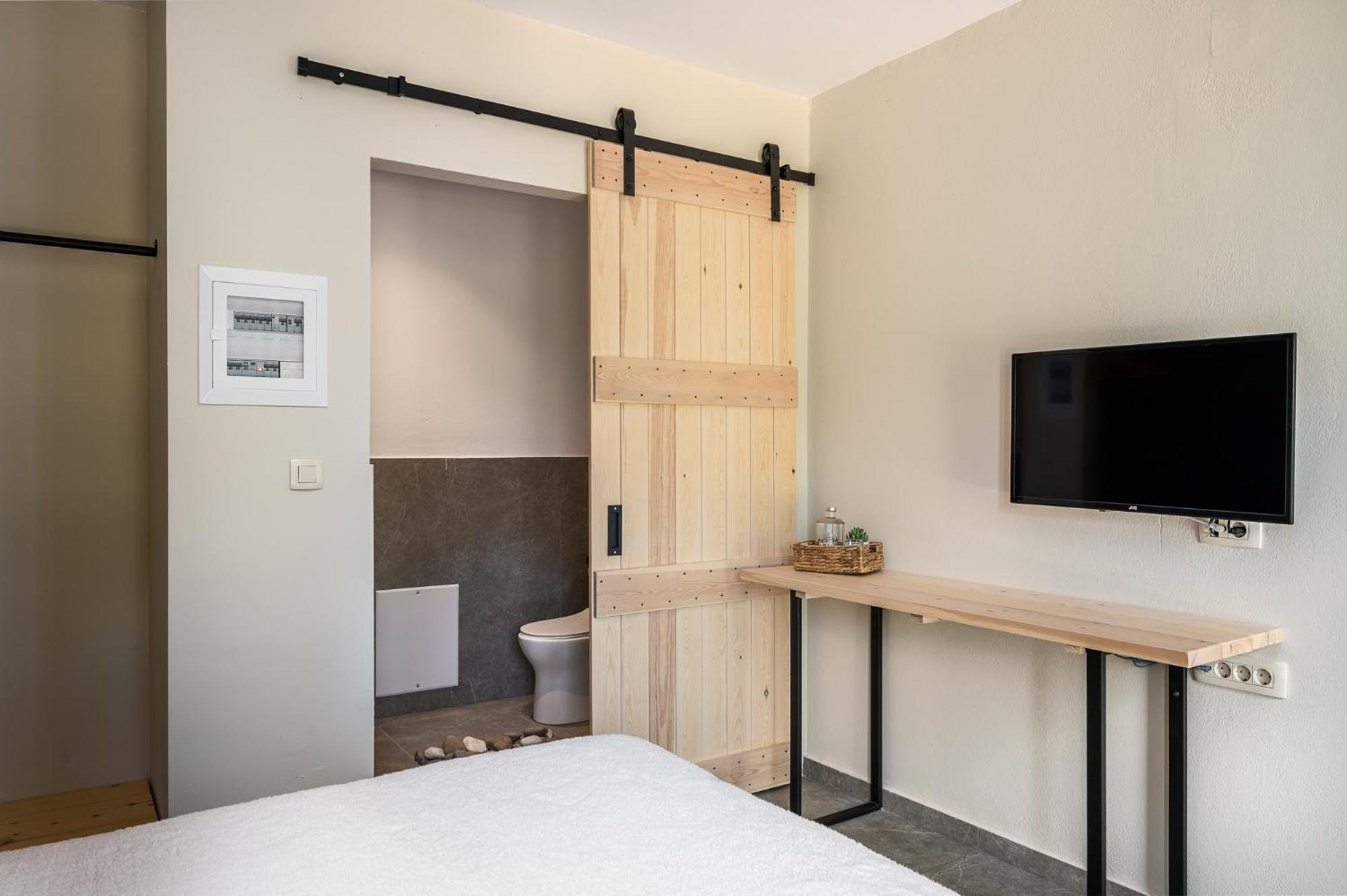 Gefiri Plakas Hotel, Tzoumerka Exteriör bild