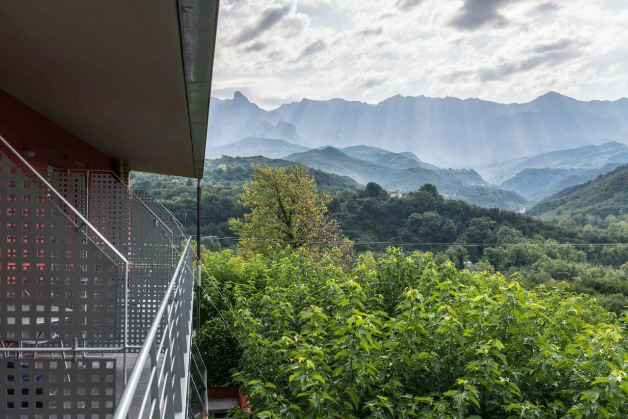 Gefiri Plakas Hotel, Tzoumerka Exteriör bild
